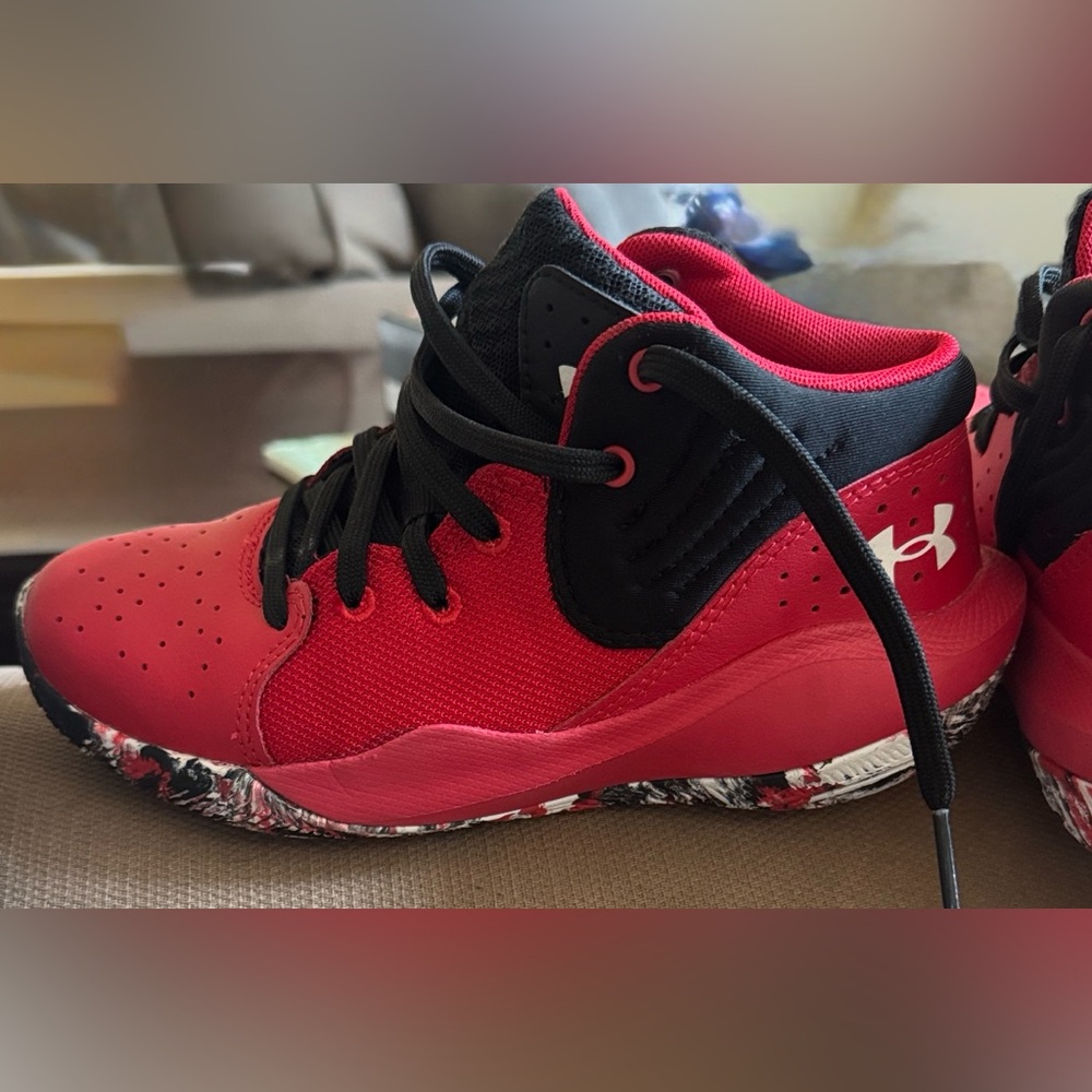 Under Armour Jet ‘21 Youth Basketball Shoes
